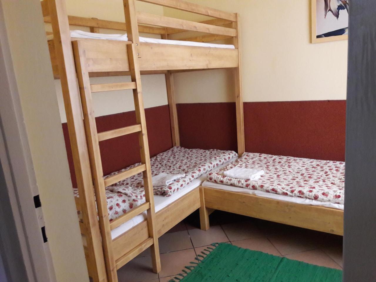 דירות אגר Vecsey Apartman מראה חיצוני תמונה